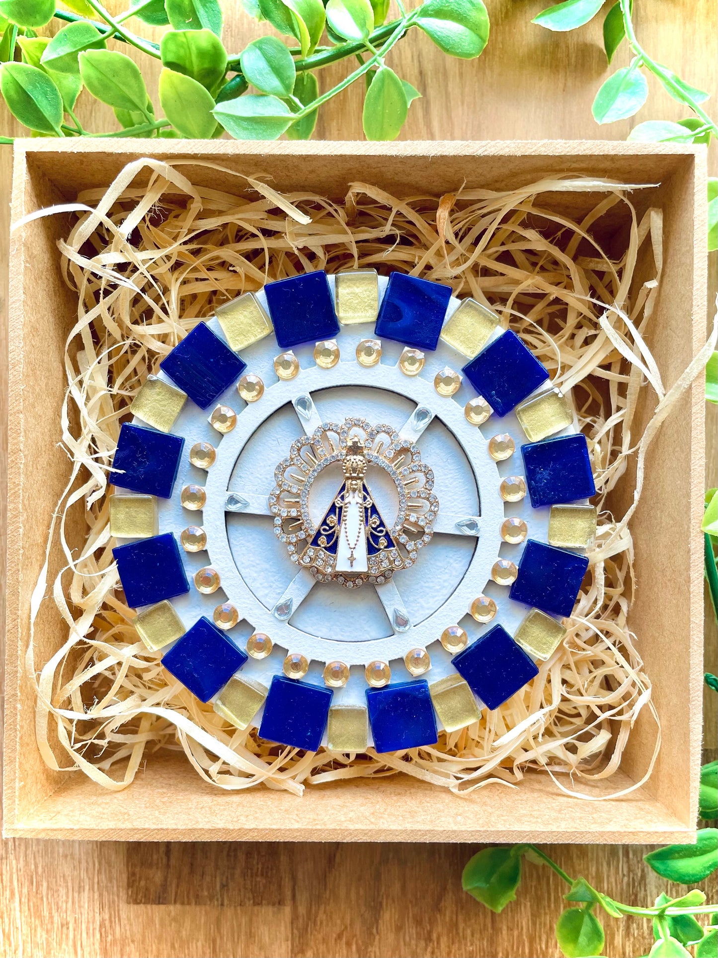Mandala Nossa Senhora Aparecida 11cm azul e dourada
