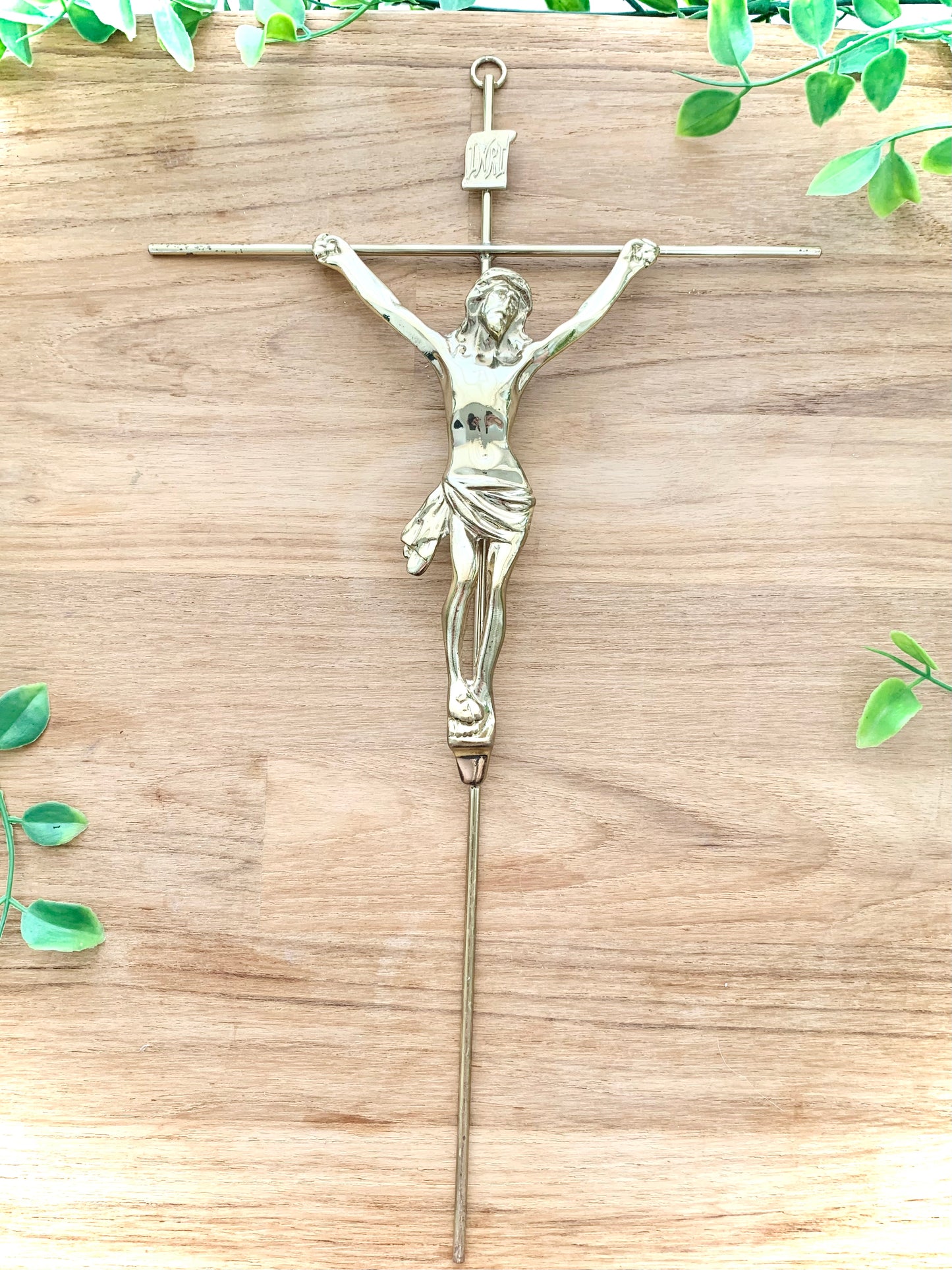 Crucifixo de Metal - Dourado